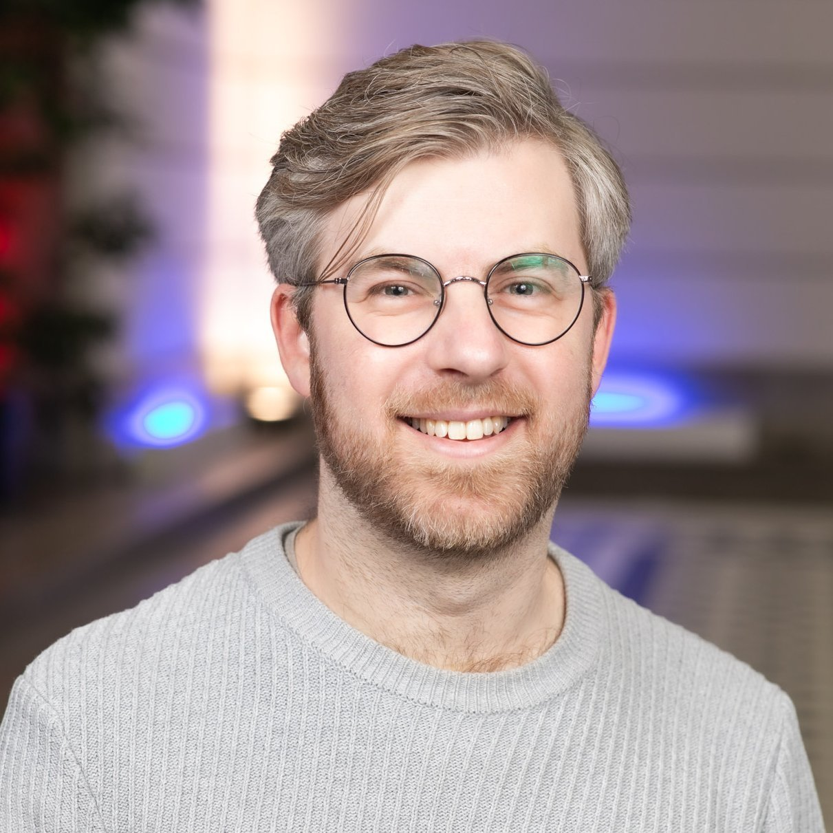 portrait of Dr. Karsten Pufahl
